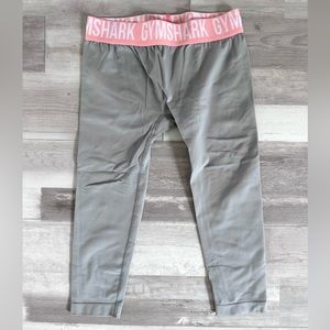 Gymshark Women’s Seamless Cropped Banded Gym Smoky Gray & Pink Leggings Size M
